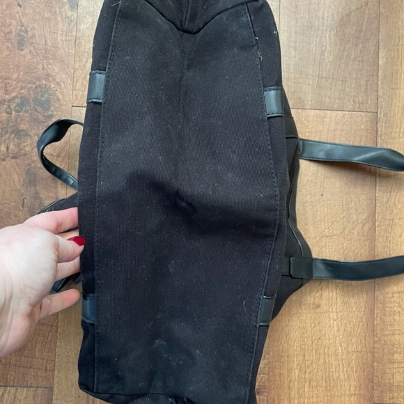 Victoria’s Secret open top cloth & faux leather tote beach travel bag - Picture 8 of 8